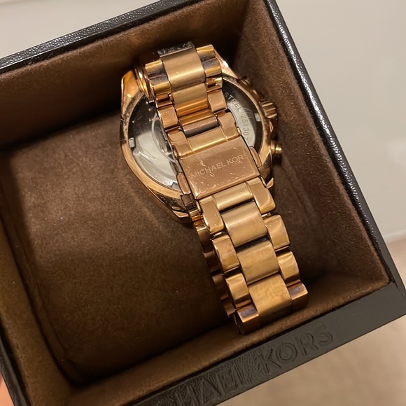 Michael Kors Rose Gold MK5799 Watch - Picture 3 of 5